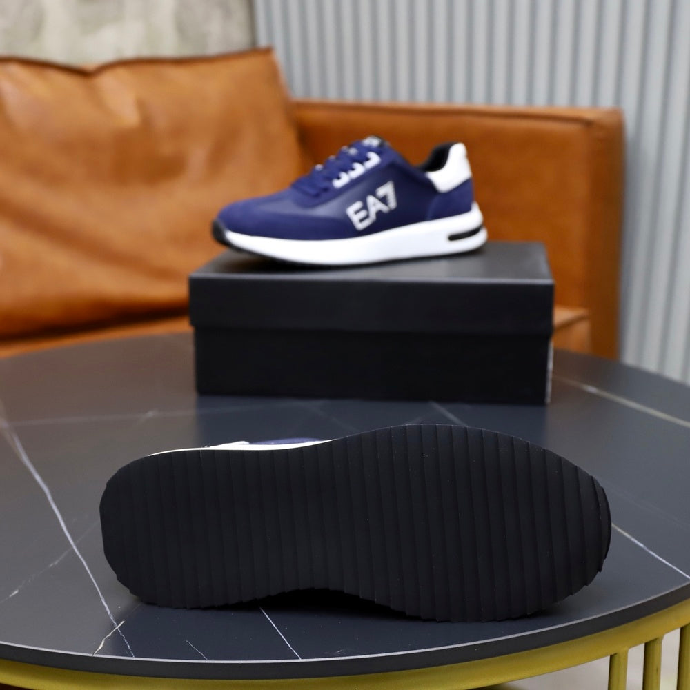 Armani Men's Sneakers - Style 427336