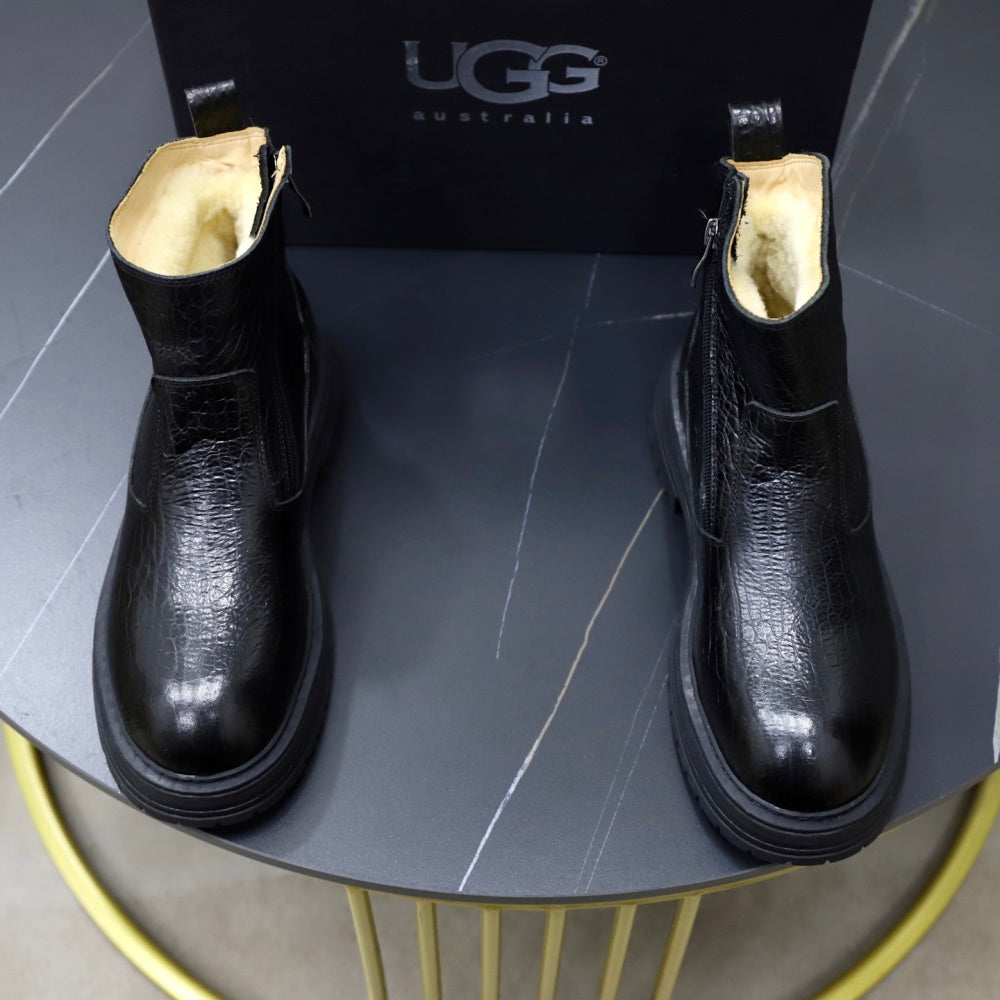 UGG Men's Wool-Lined Casual Shoes #426157