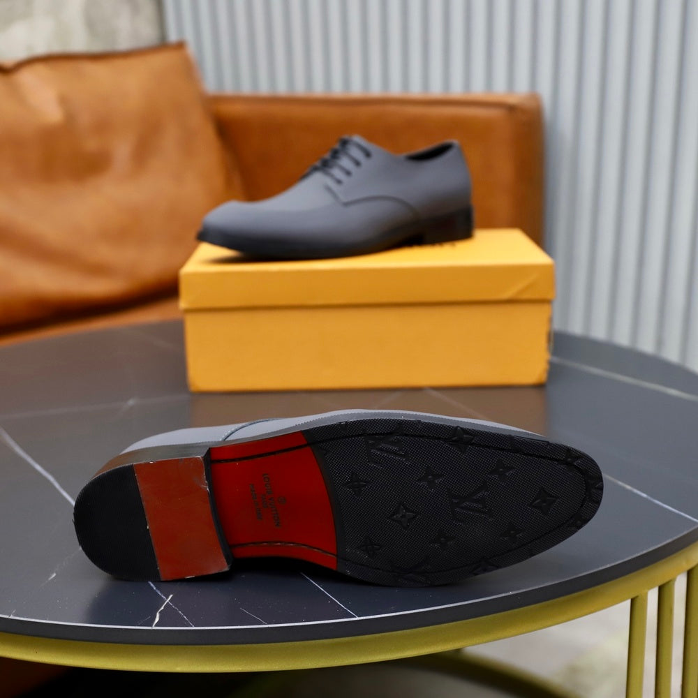 Louis Vuitton Men's Loafers - Style 427373