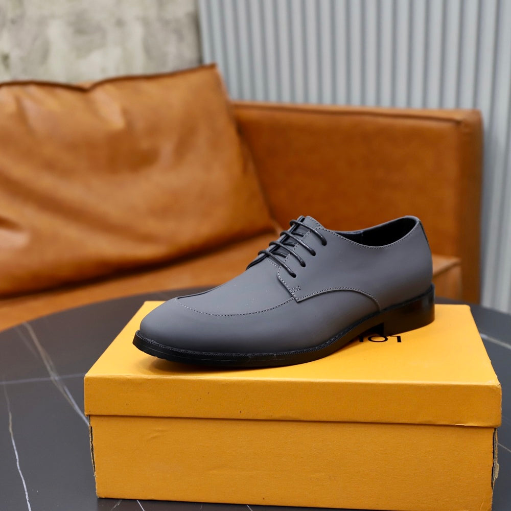 Louis Vuitton Men's Loafers - Style 427373