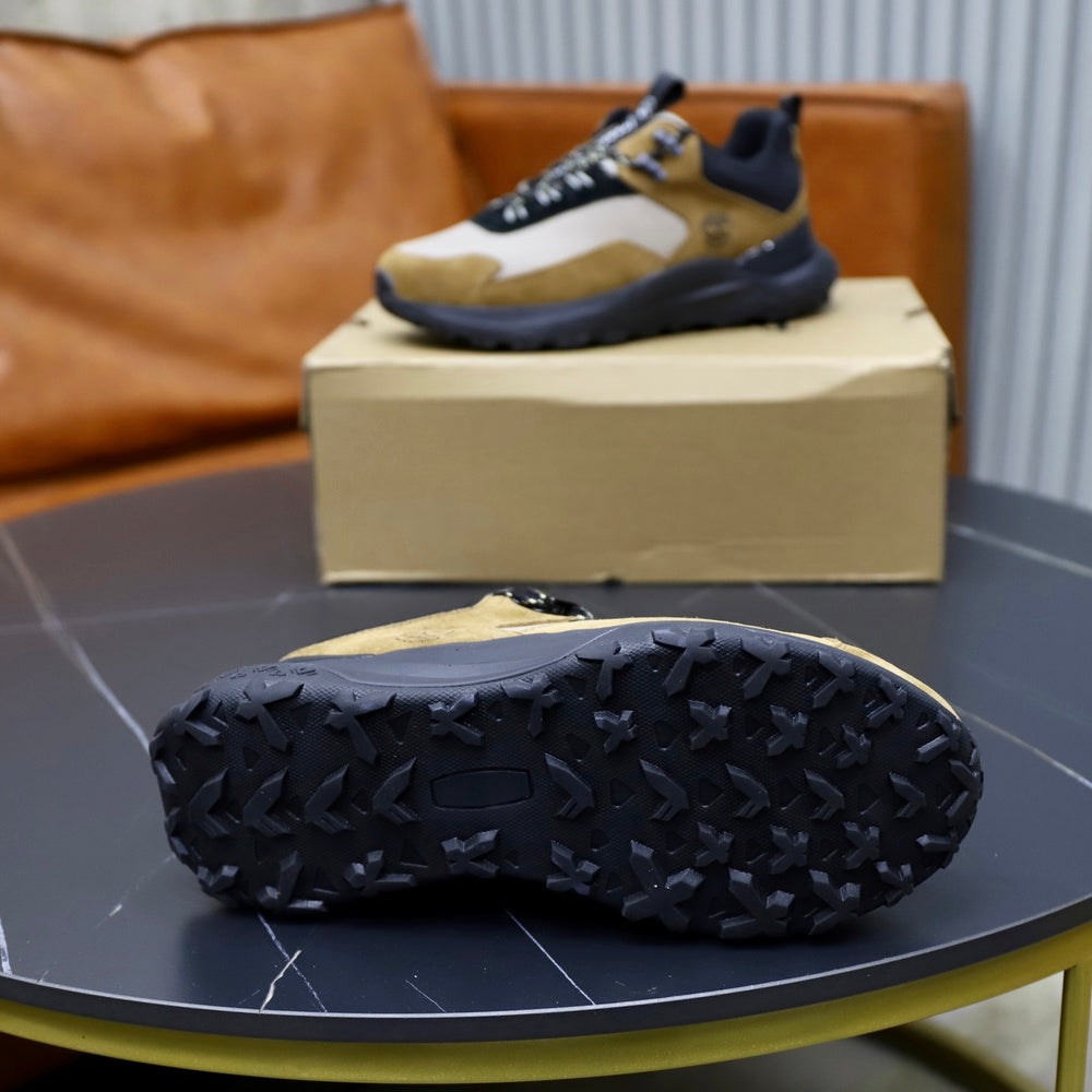 Designer Men's Sneakers - Style 427021