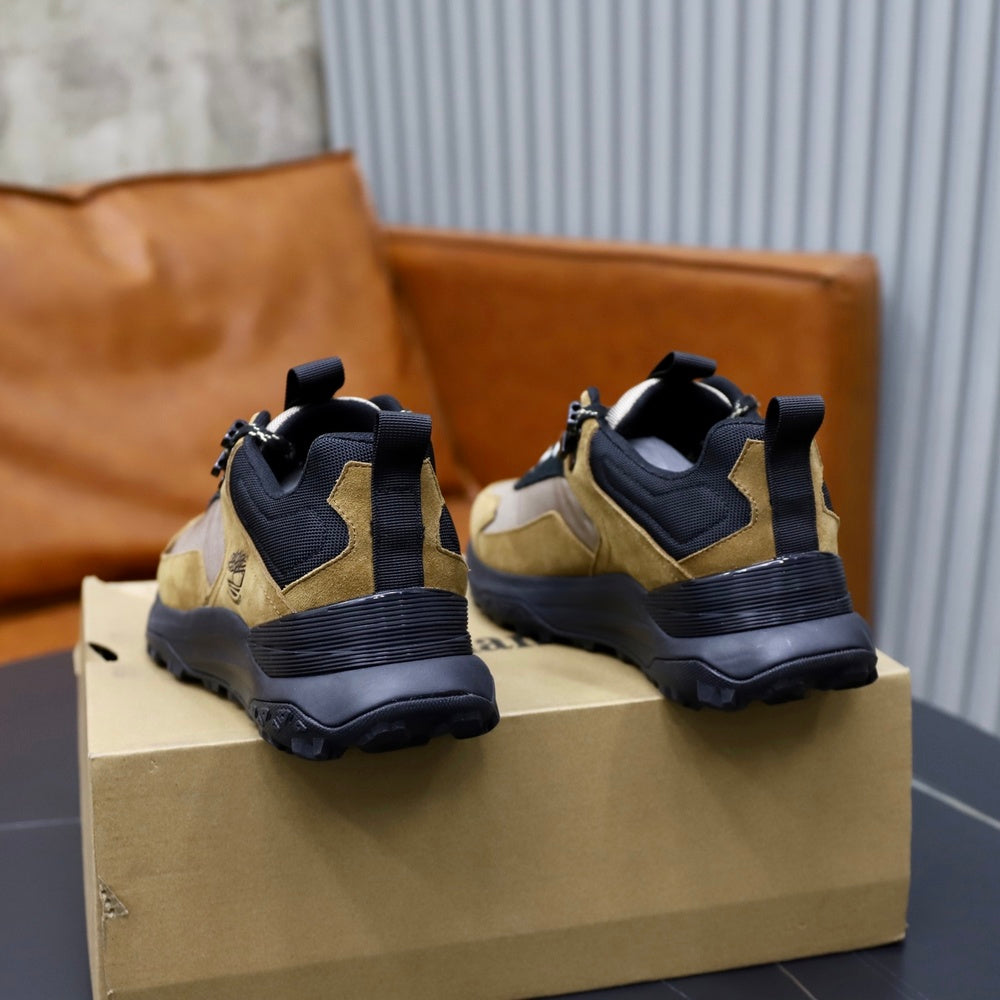 Designer Men's Sneakers - Style 427021