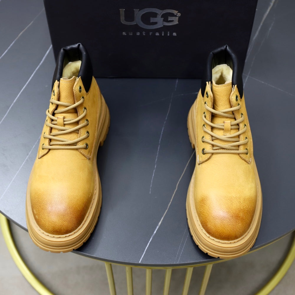 UGG Men's Wool-Lined Casual Shoes #426165