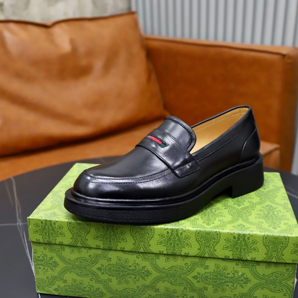 Gucci Men's Loafers - Style 427134