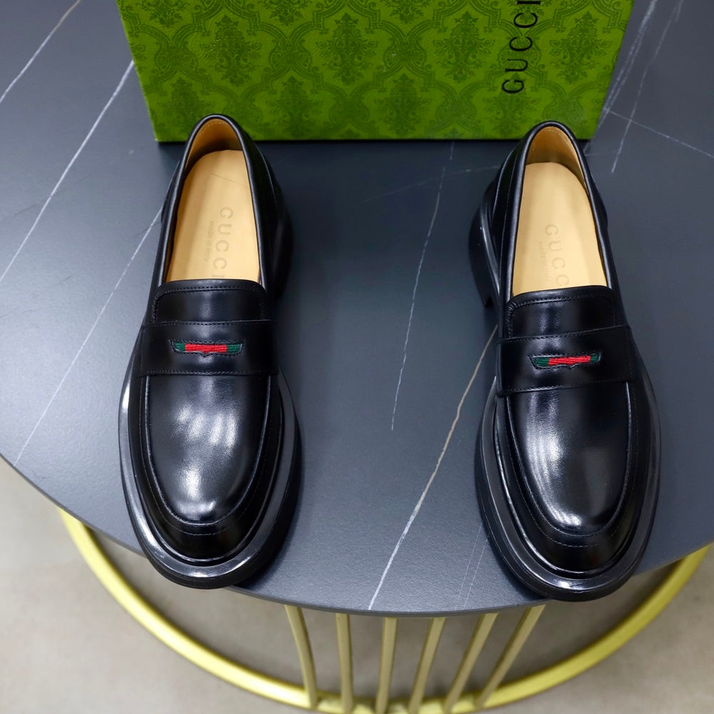 Gucci Men's Loafers - Style 427134