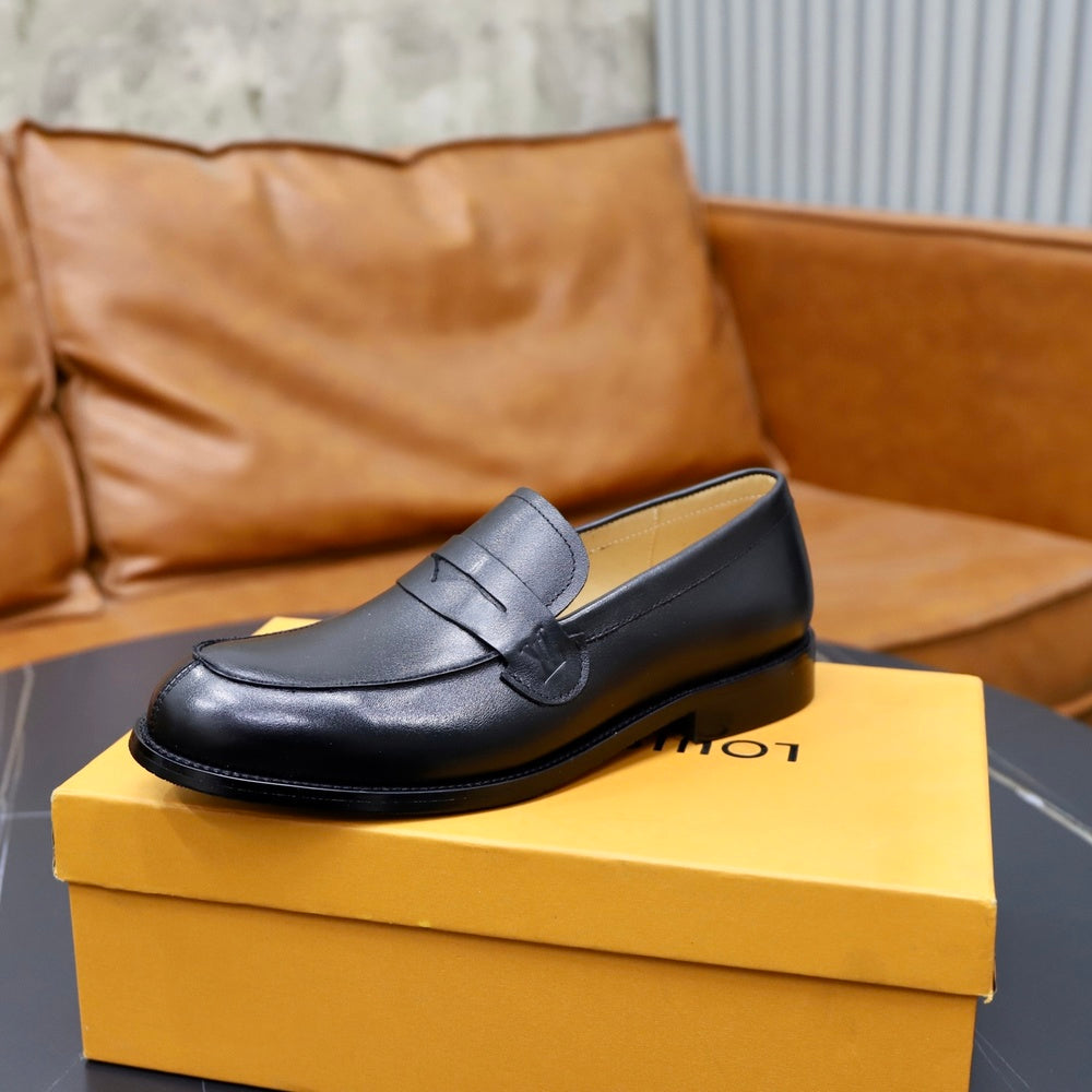 Louis Vuitton Men's Loafers - Style 427250