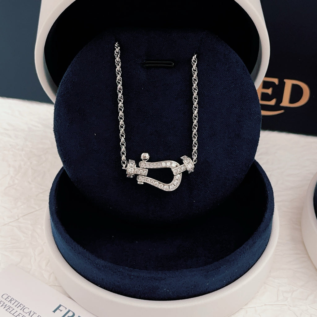 P65FX001 Necklace
