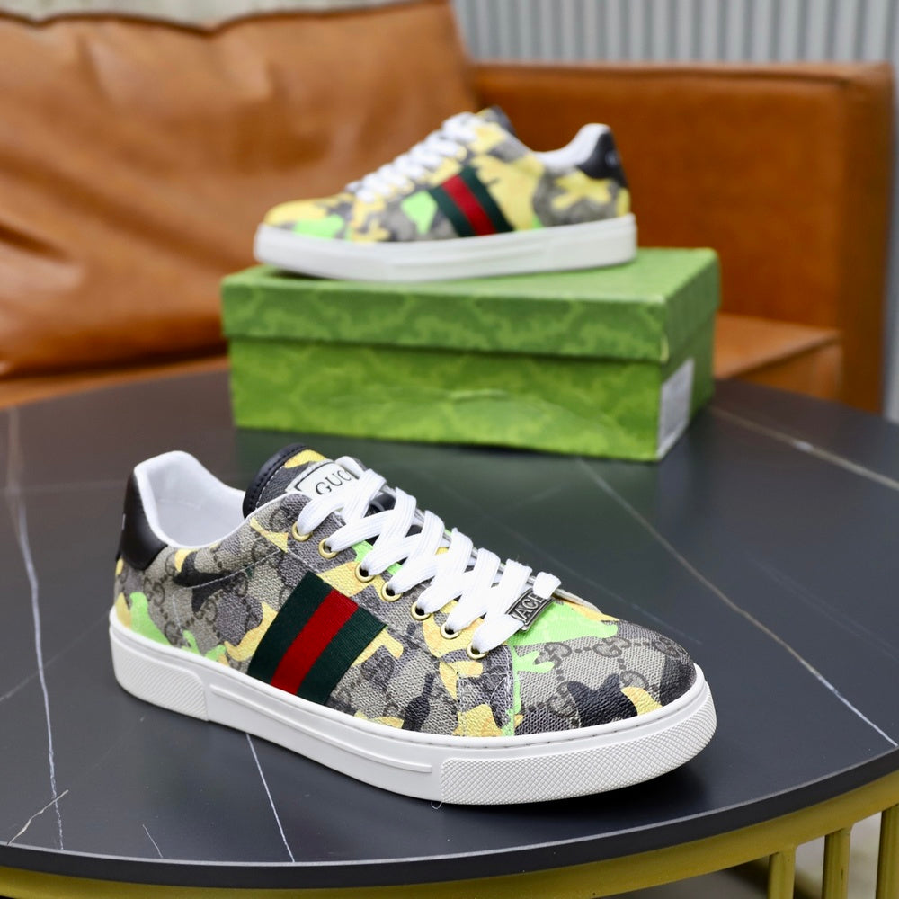 Gucci Men's Sneakers - Style 427006