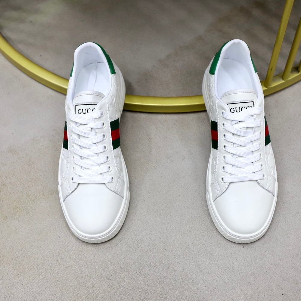 Gucci Men's Sneakers - Style 427014