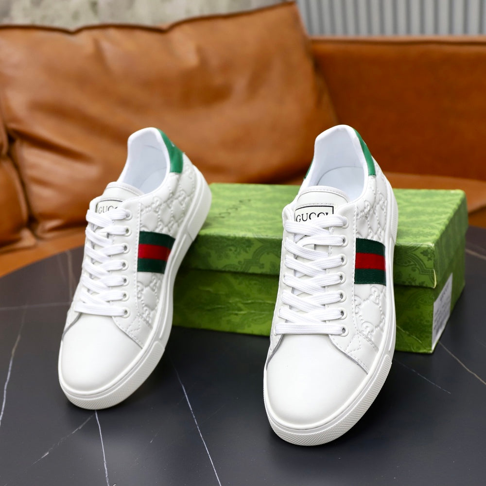 Gucci Men's Sneakers - Style 427014