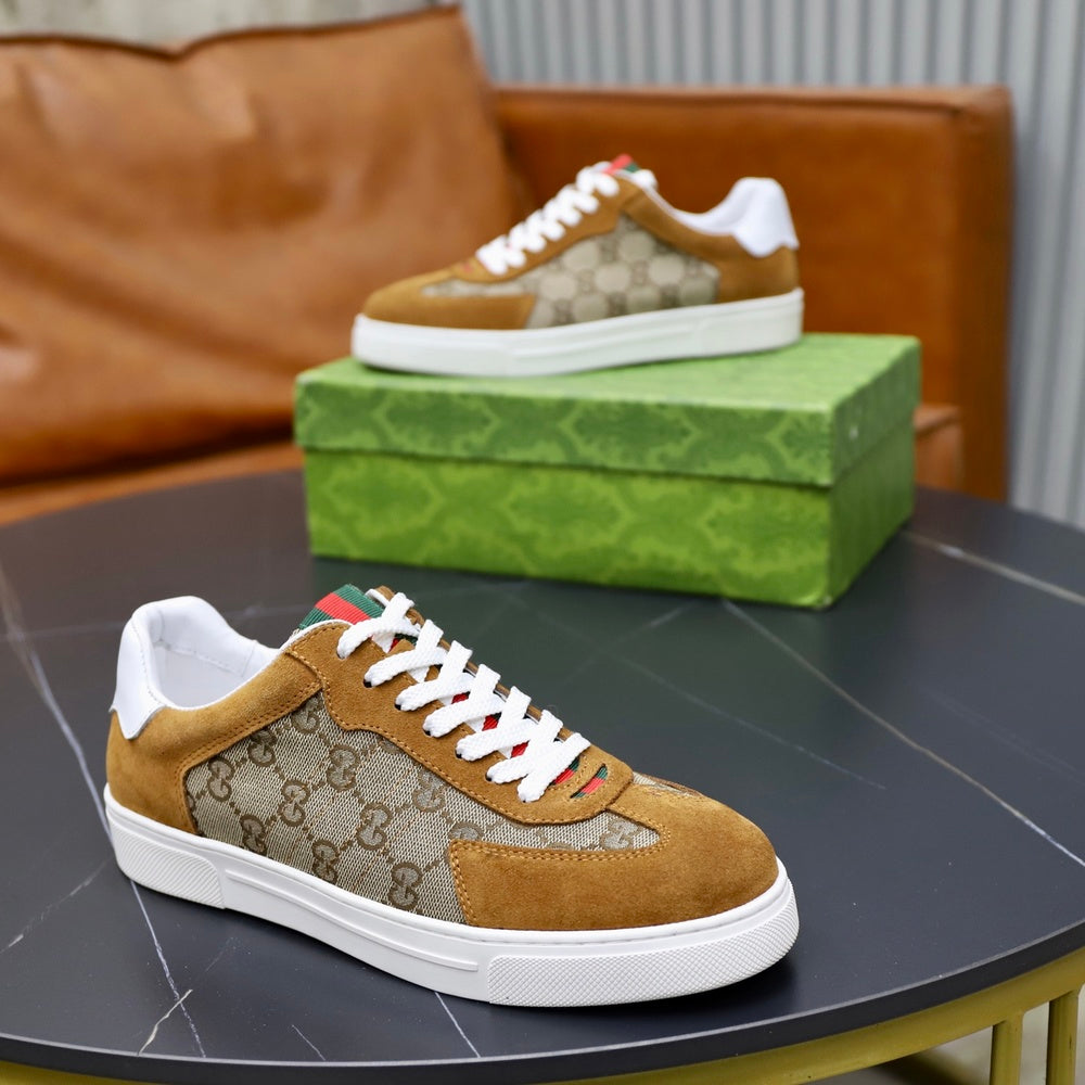 Gucci Men's Sneakers - Style 427017