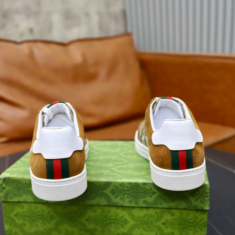 Gucci Men's Sneakers - Style 427017