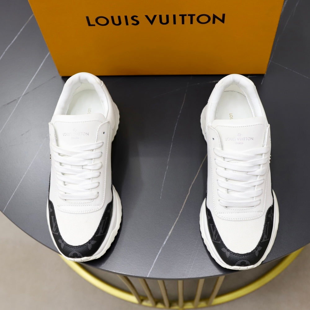 Louis Vuitton Men's Shoes - Style 425864