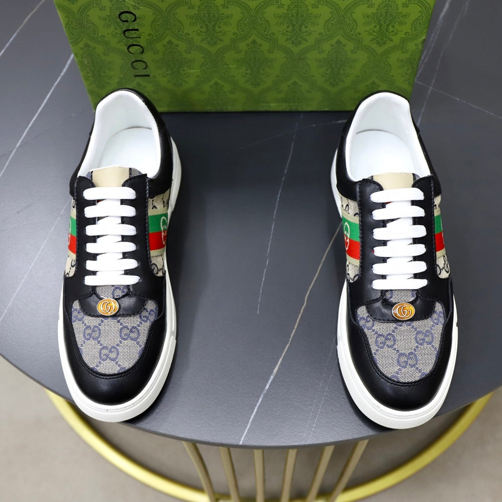 Gucci Men's Sneakers - Style 427025