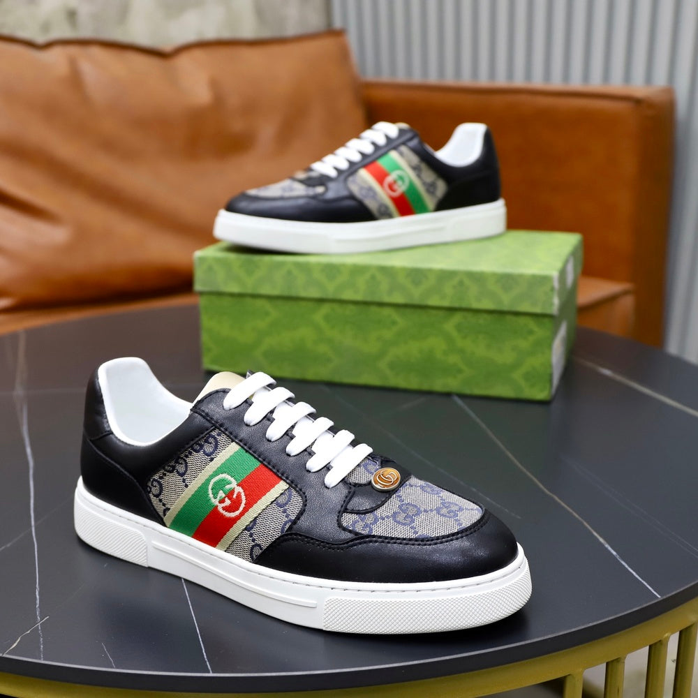 Gucci Men's Sneakers - Style 427025