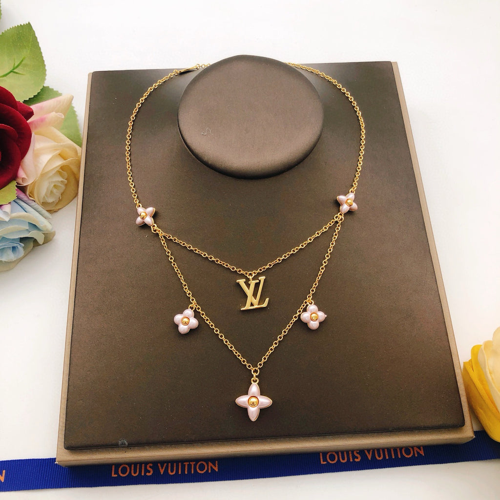 LOUIS VUITTON Necklace