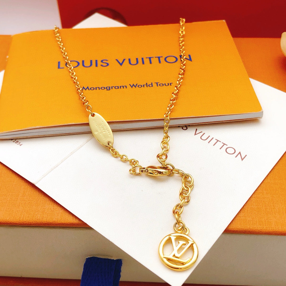 LOUIS VUITTON Necklace