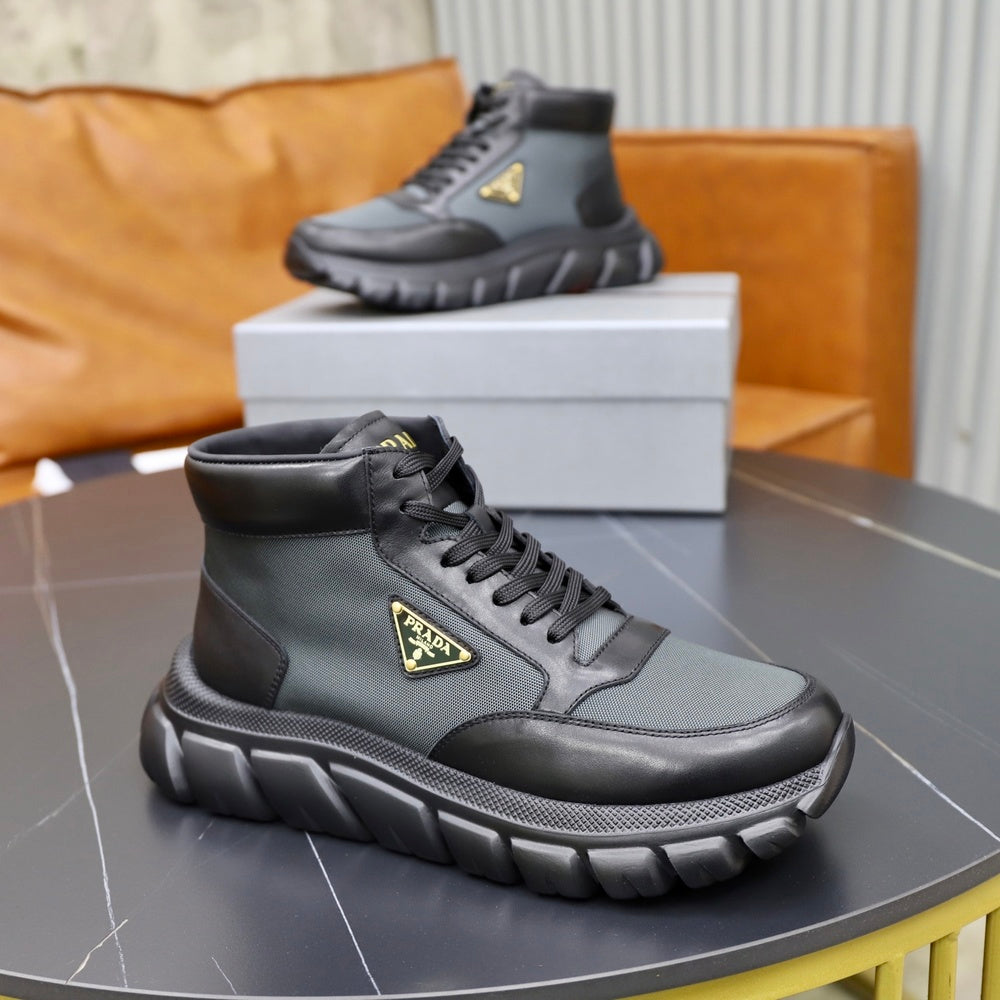 Prada Men's Boots - Style 426975