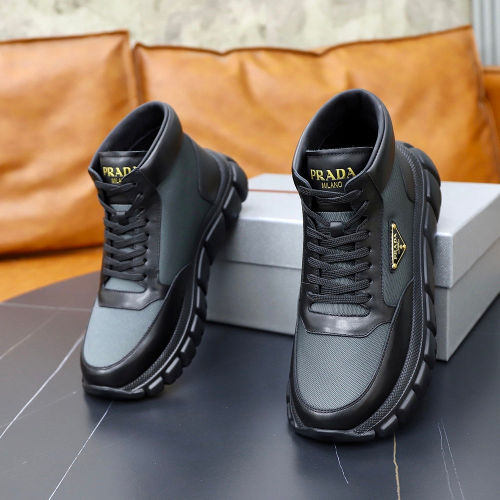 Prada Men's Boots - Style 426975