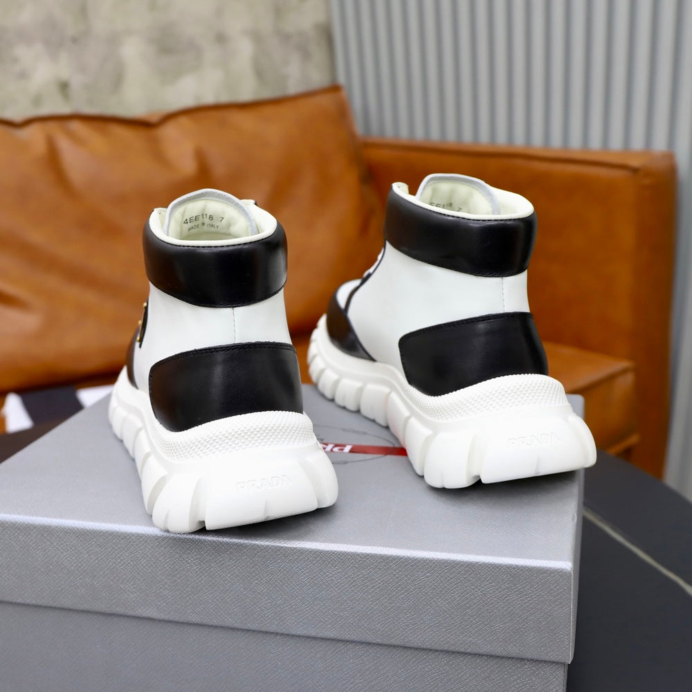 Prada Men's Boots - Style 426978
