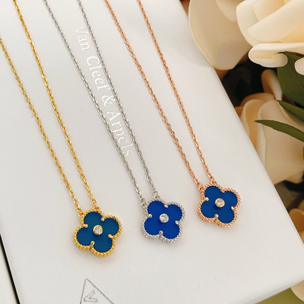 P55 Mother-of-Pearl Necklace