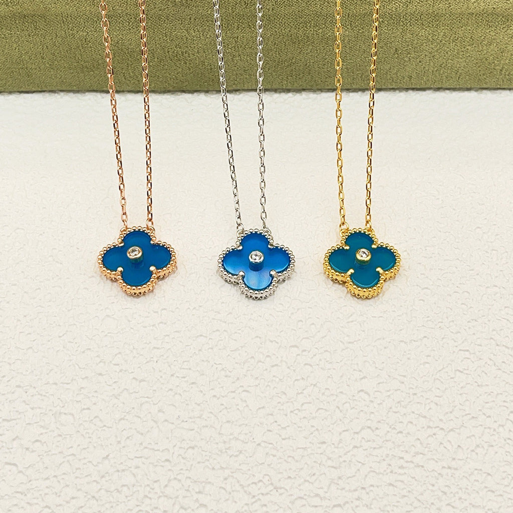 P55 Mother-of-Pearl Necklace