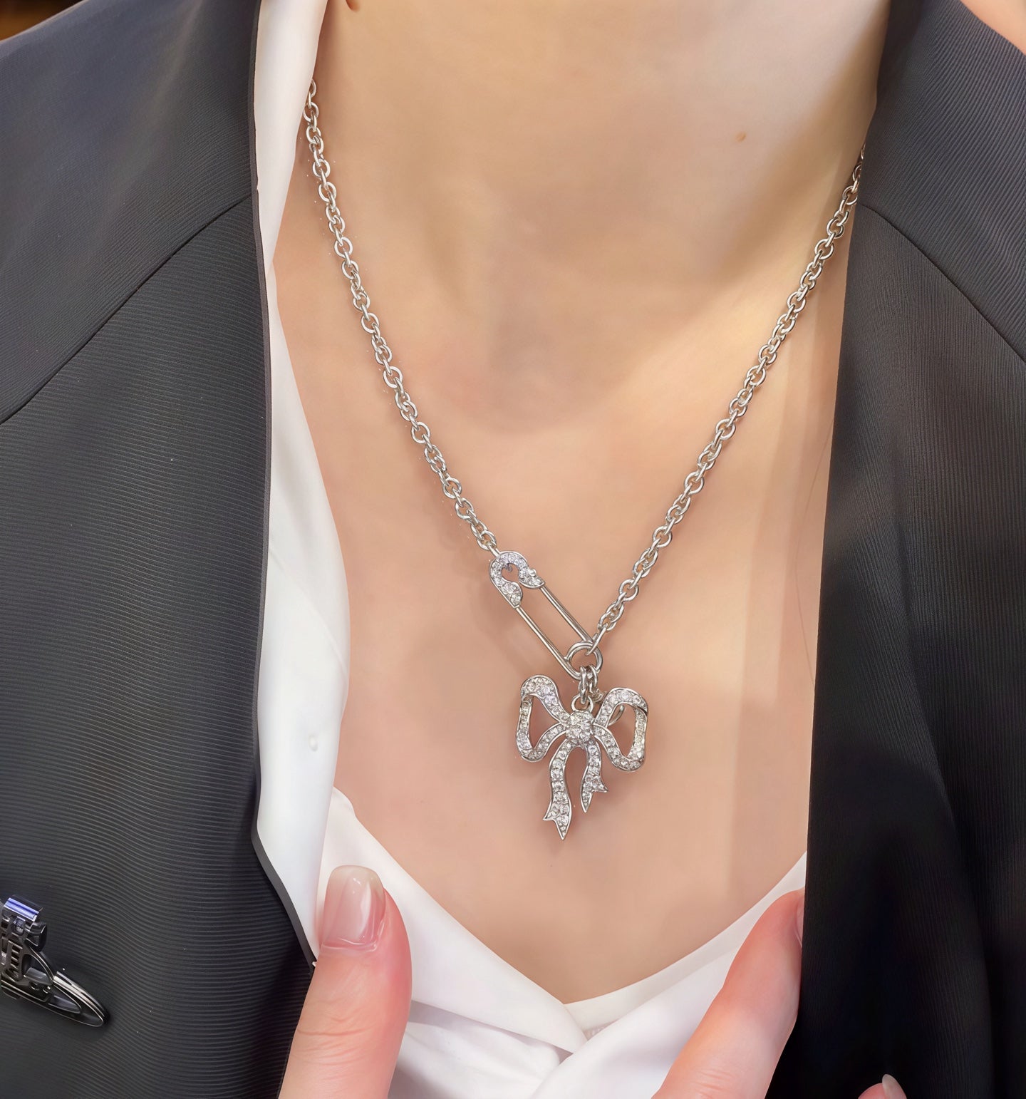 Vivienne Westwood Rhinestone Safety Pin Clavicle Chain