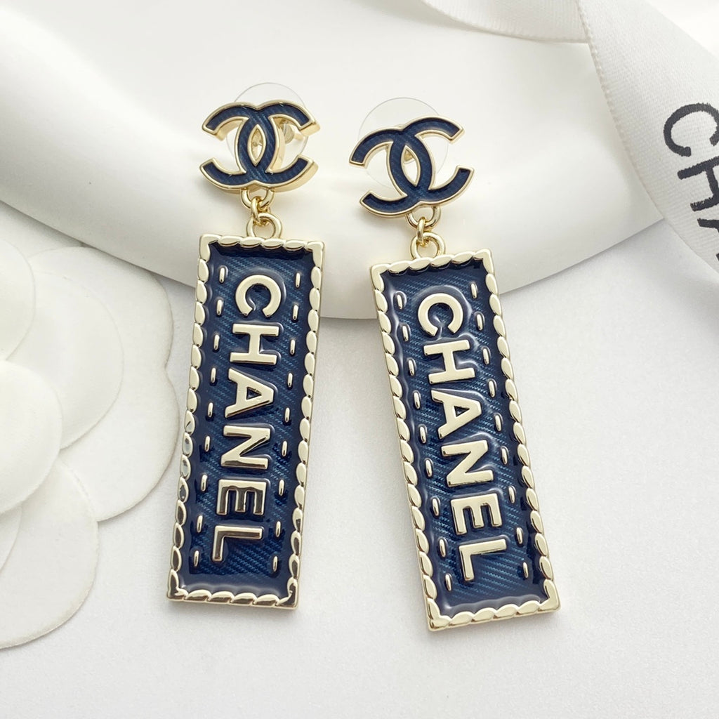 CHANEL Double-C Earrings