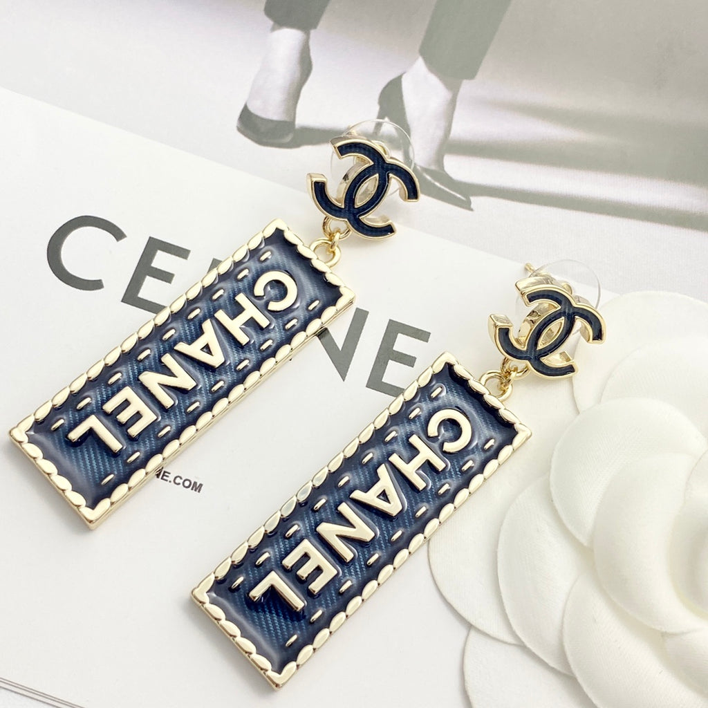 CHANEL Double-C Earrings