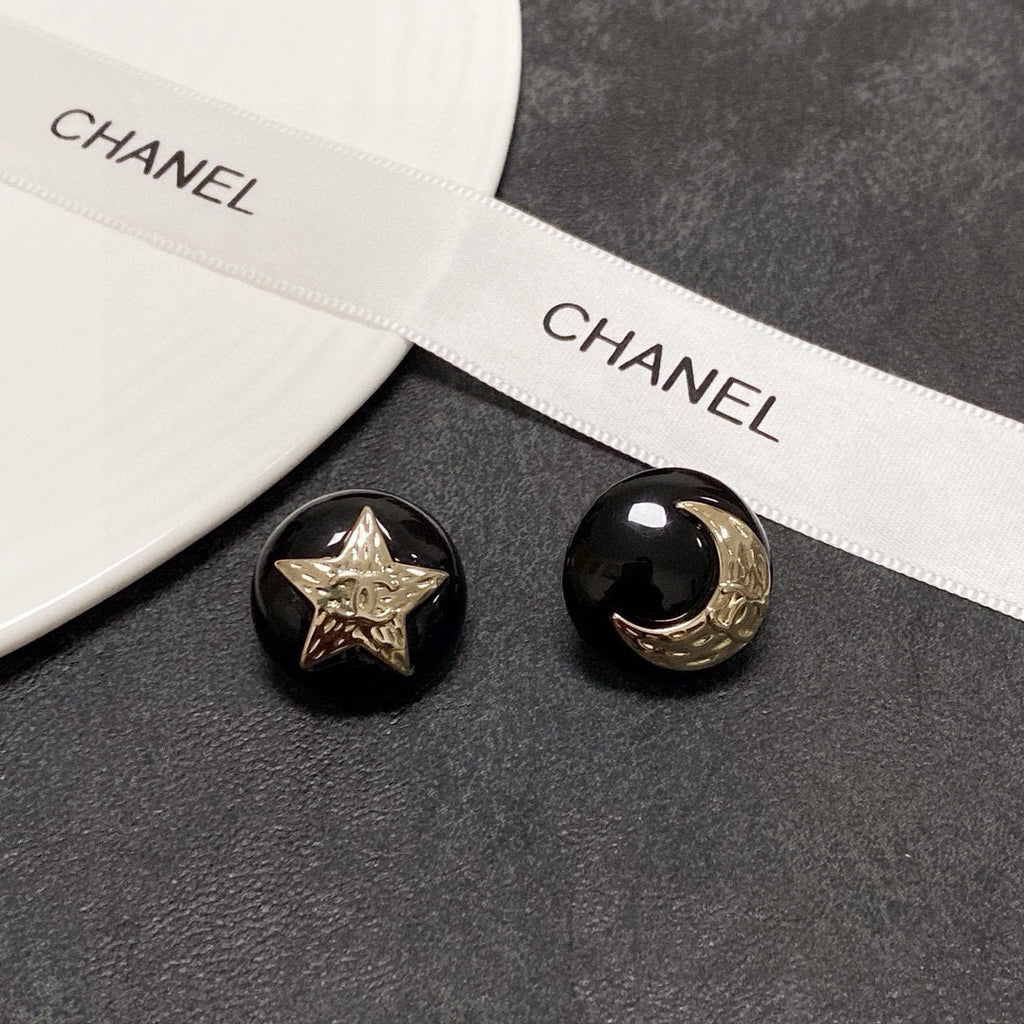 CHANEL Double-C Earrings
