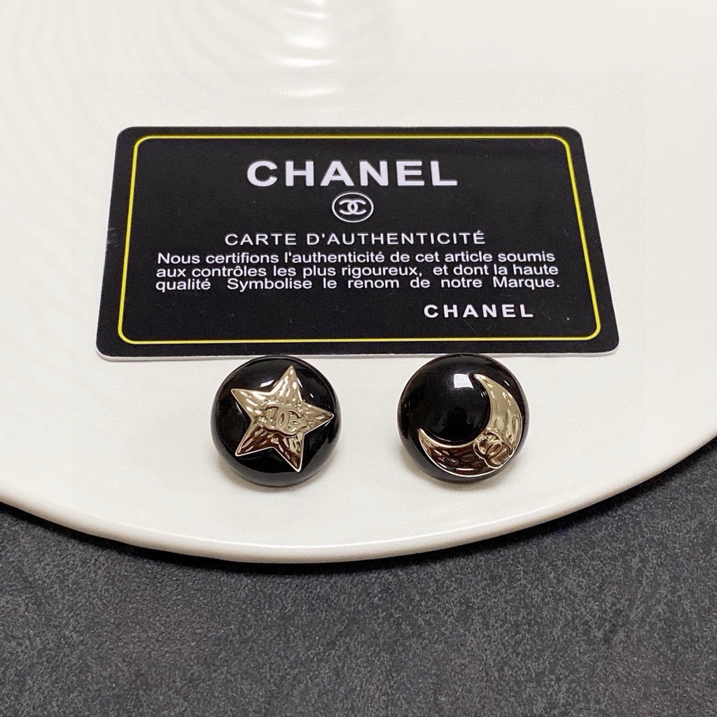 CHANEL Double-C Earrings