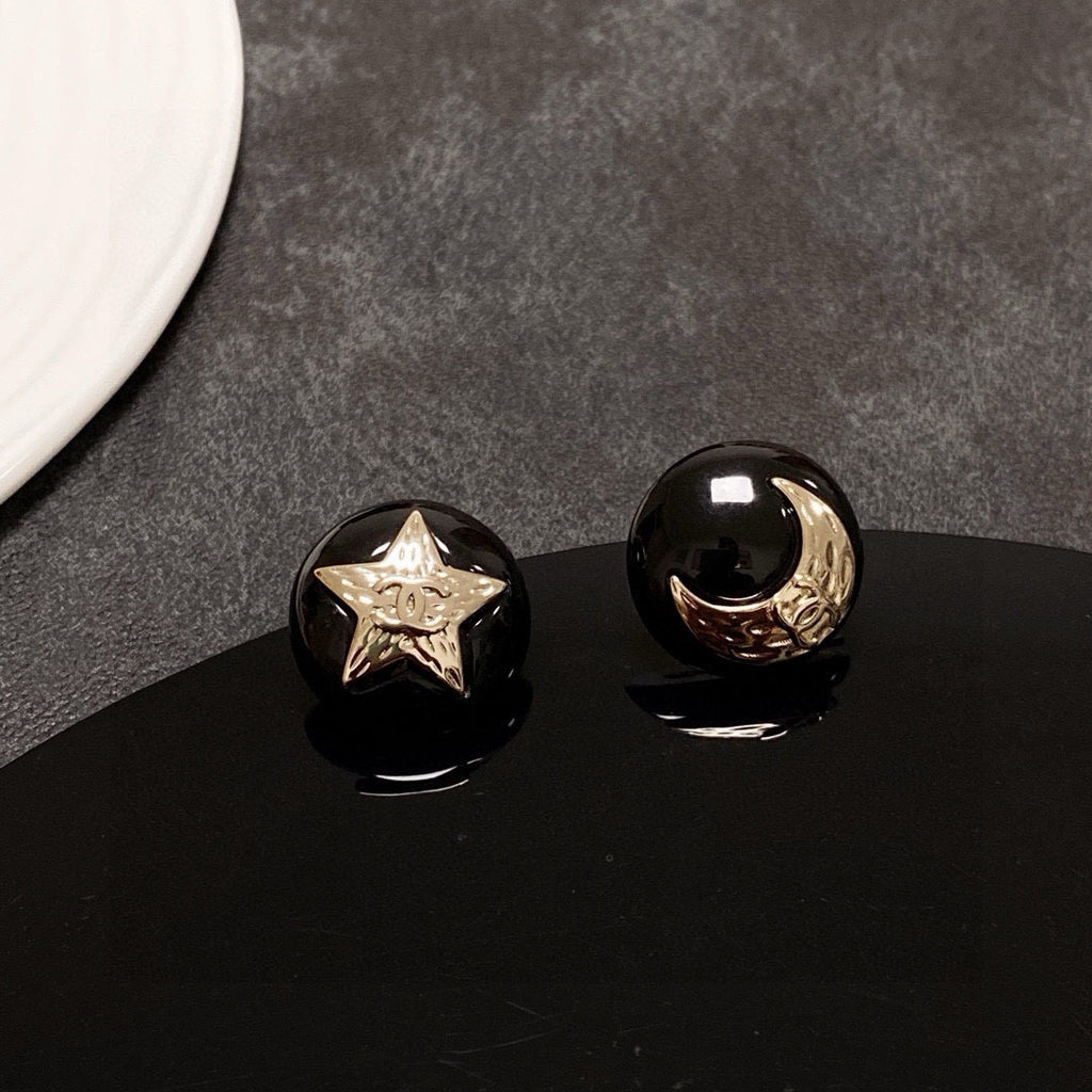 CHANEL Double-C Earrings