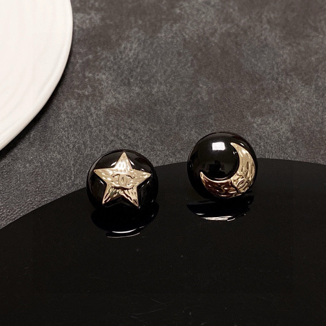 CHANEL Double-C Earrings