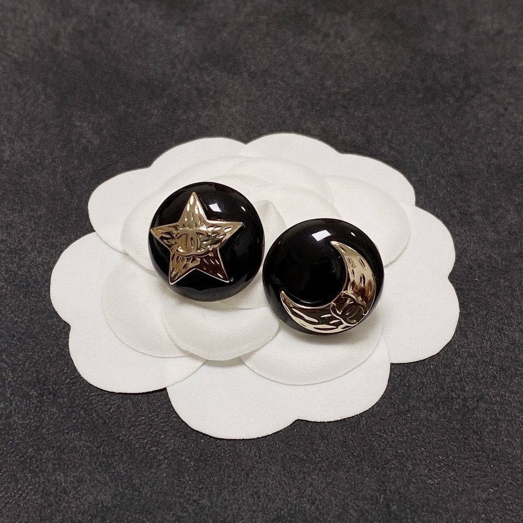 CHANEL Double-C Earrings