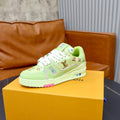 Louis Vuitton Unisex Sneakers - Style 426987