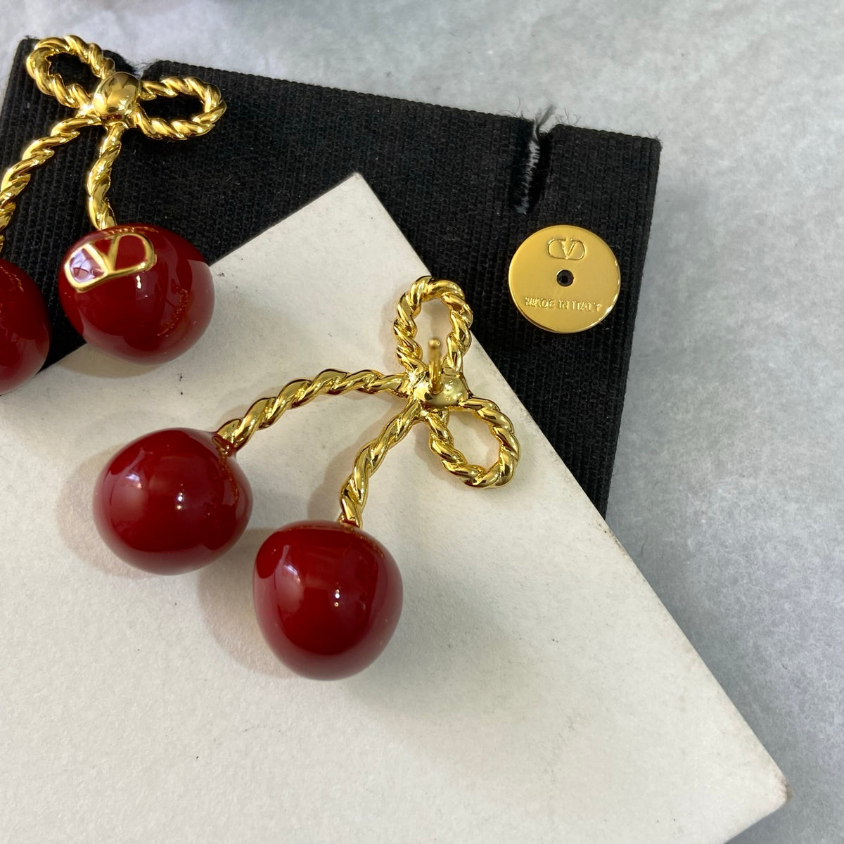 P85 Vintage Necklace