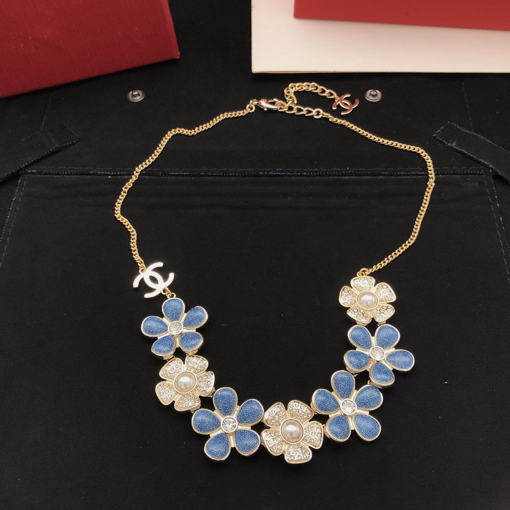 Camellia Necklace