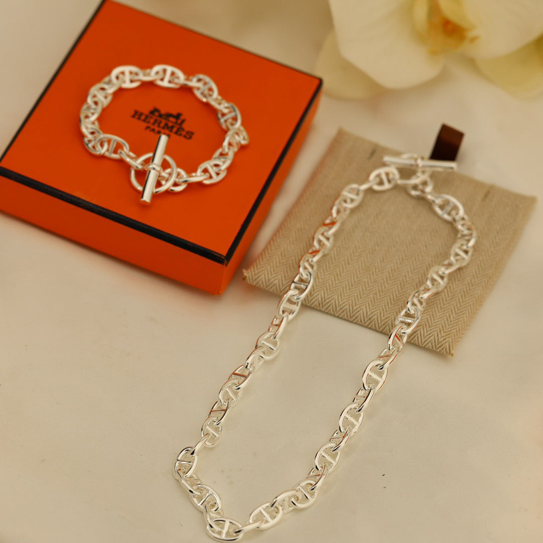 HERMÈS P130 Necklace