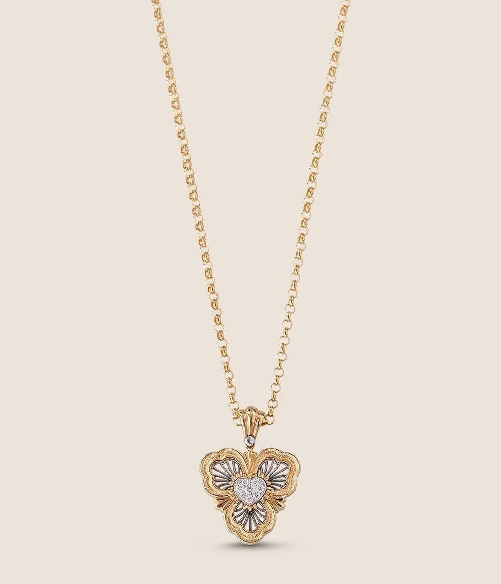 P68 Four-Leaf Clover Vintage Necklace