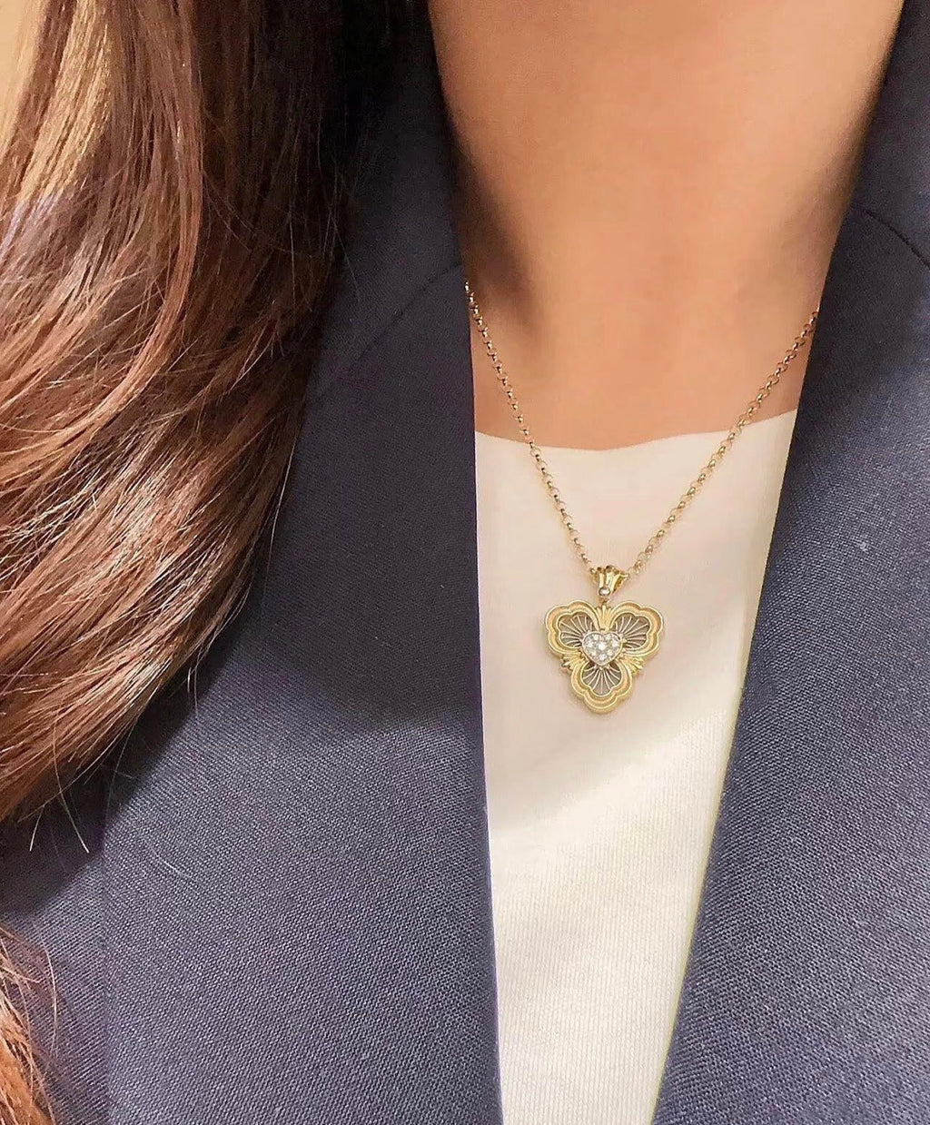 P68 Four-Leaf Clover Vintage Necklace