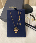 P68 Four-Leaf Clover Vintage Necklace