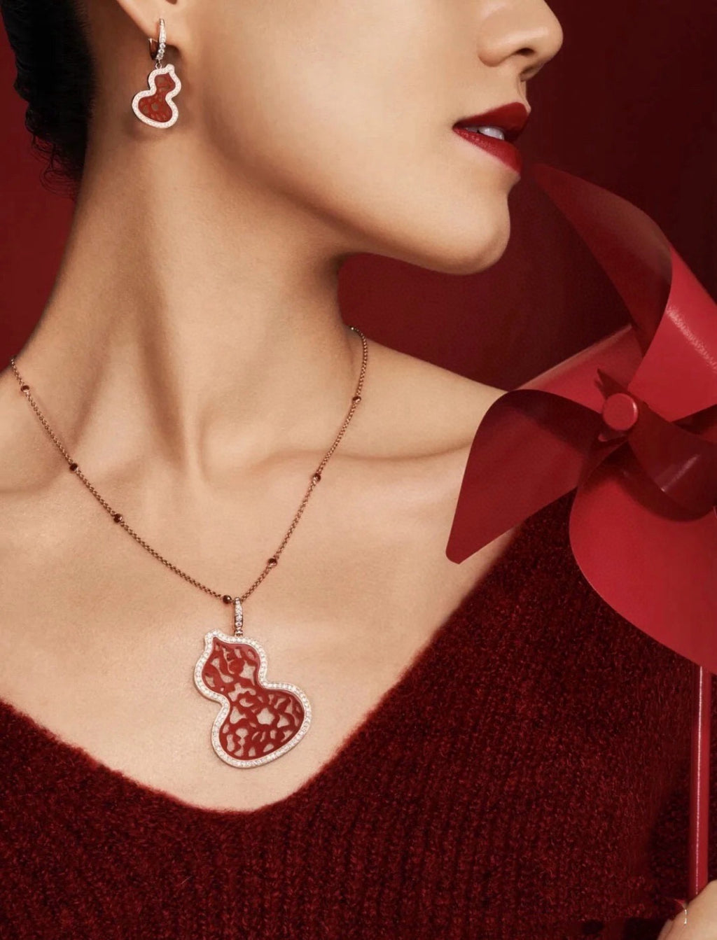 P80 Long Necklace