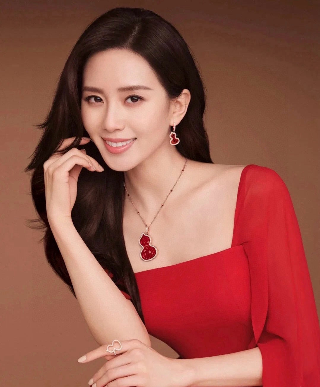 P80 Long Necklace