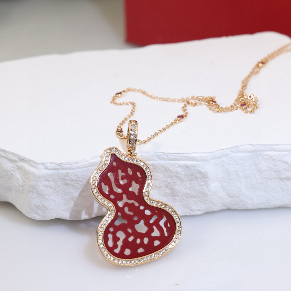 P80 Long Necklace