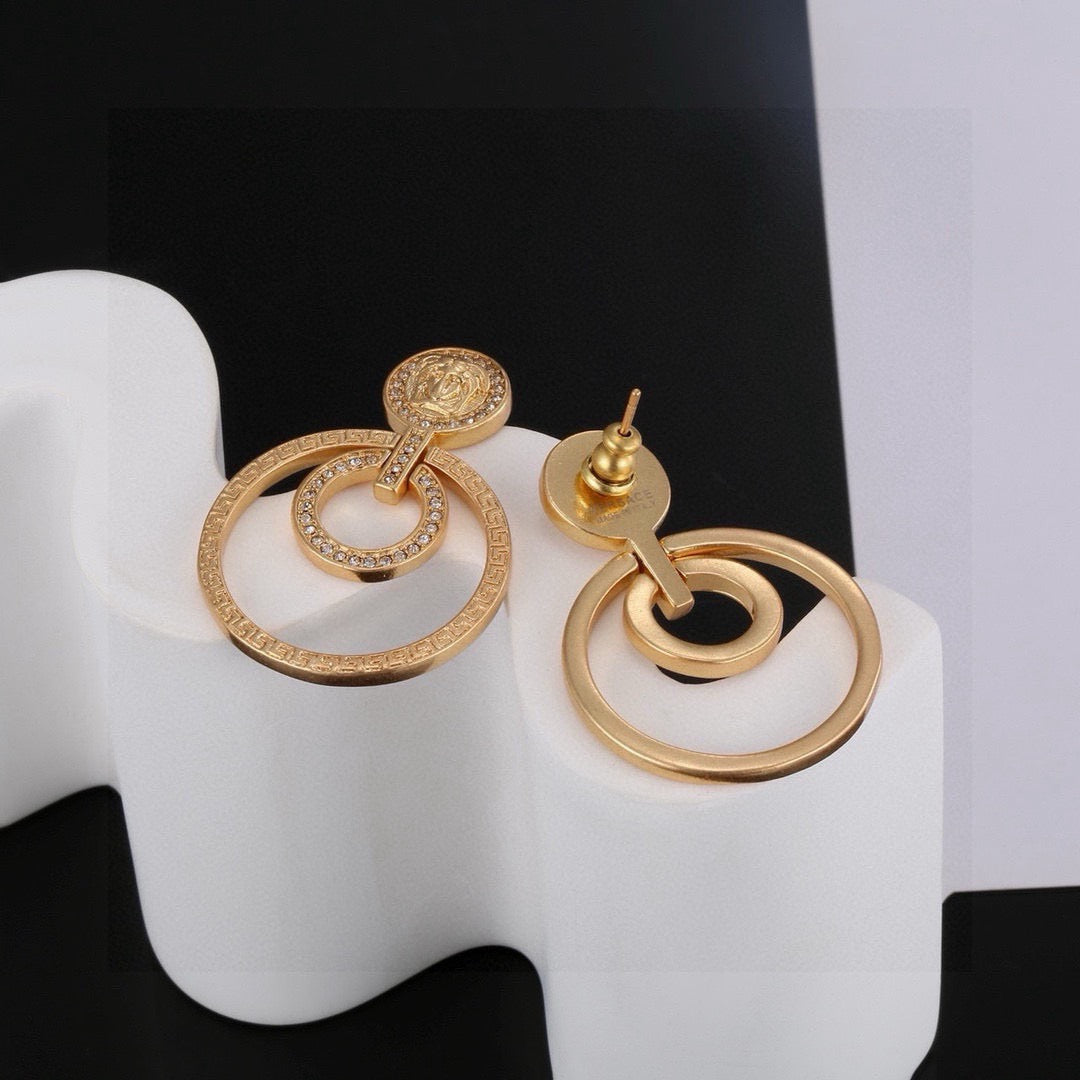 Baroque Pearl Earrings