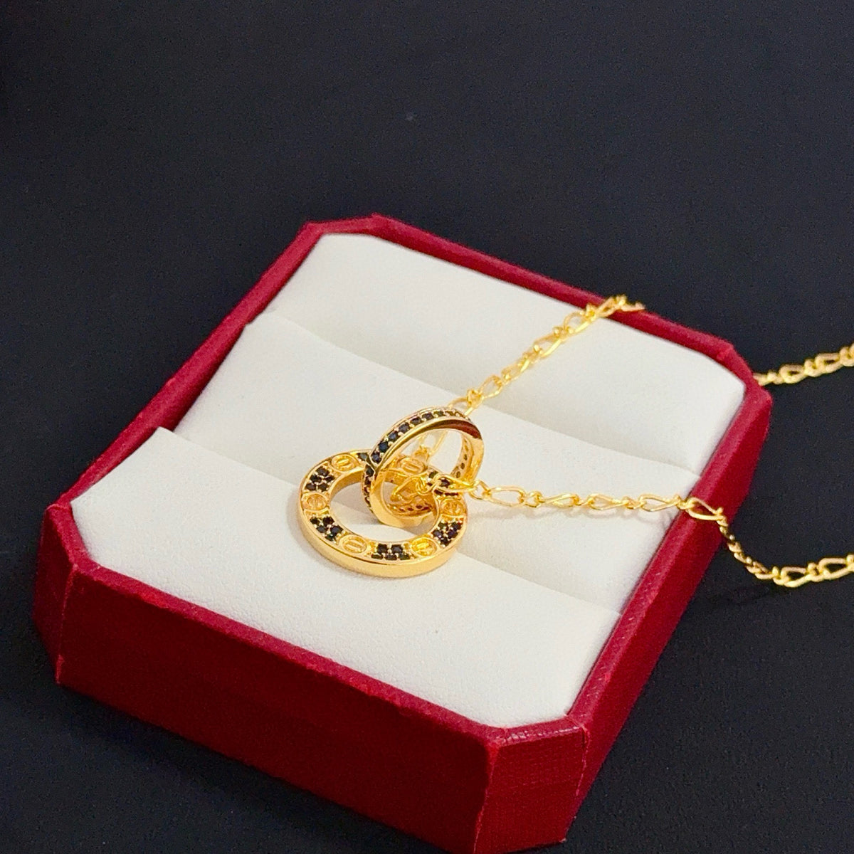 CARTIER Necklace