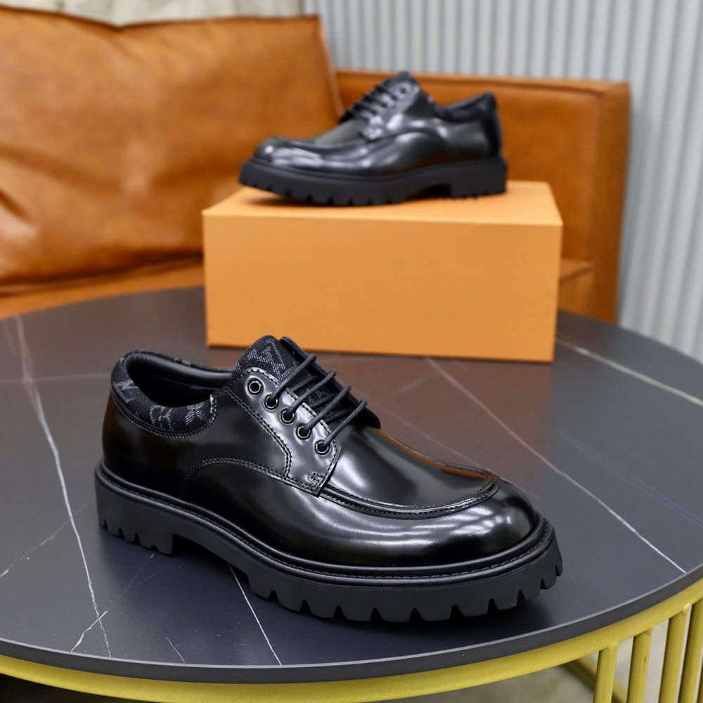 Louis Vuitton Men's Dress Shoes - Style 426192