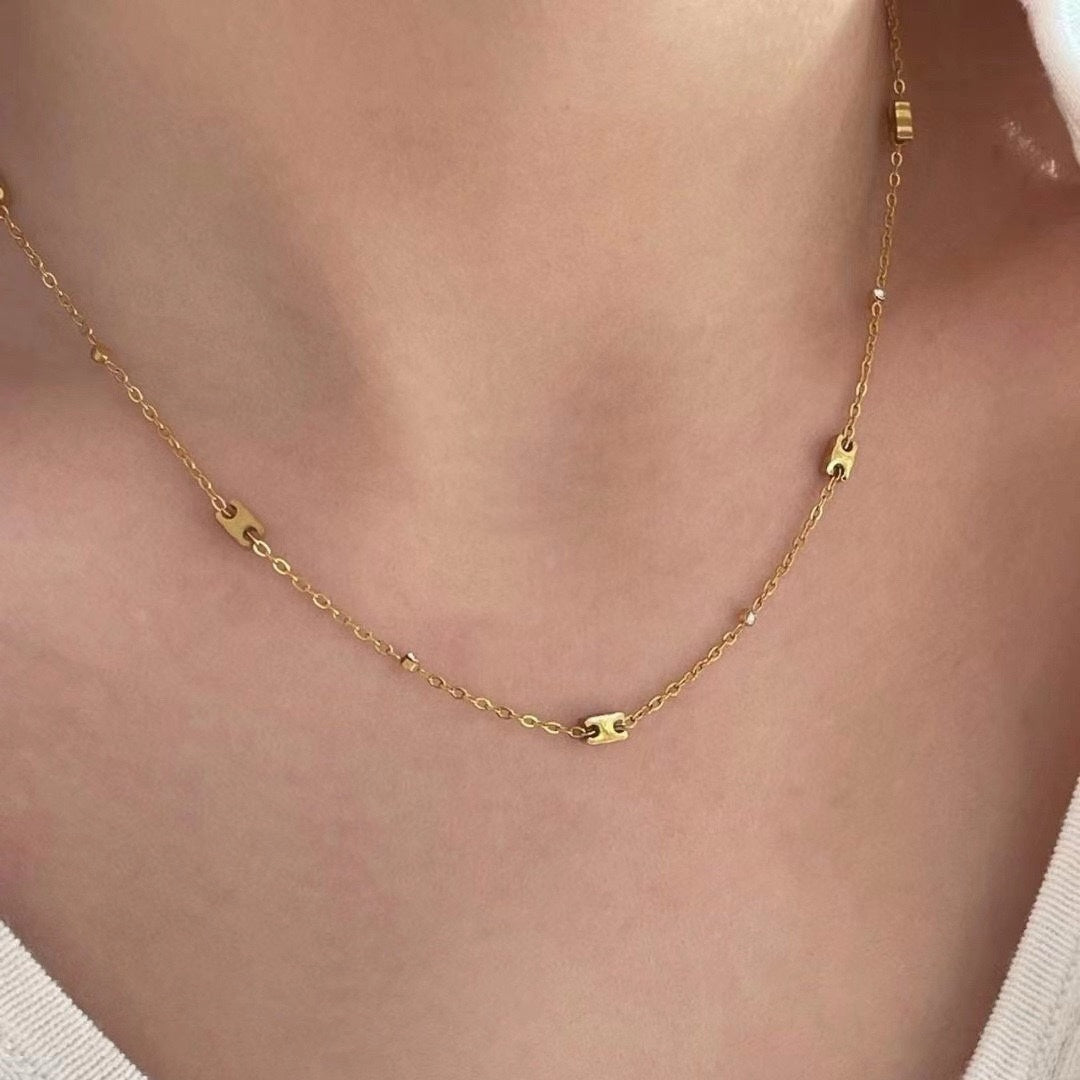 CELINE Necklace