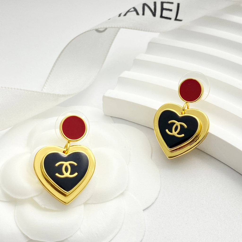 CHANEL Enamel Vintage Earrings