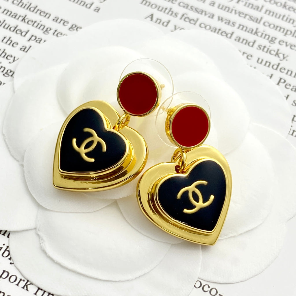 CHANEL Enamel Vintage Earrings